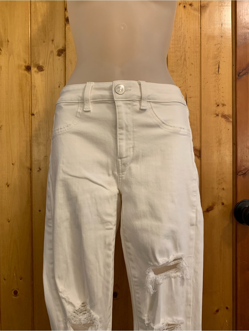 American Eagle White Distressed Skinny Jeans